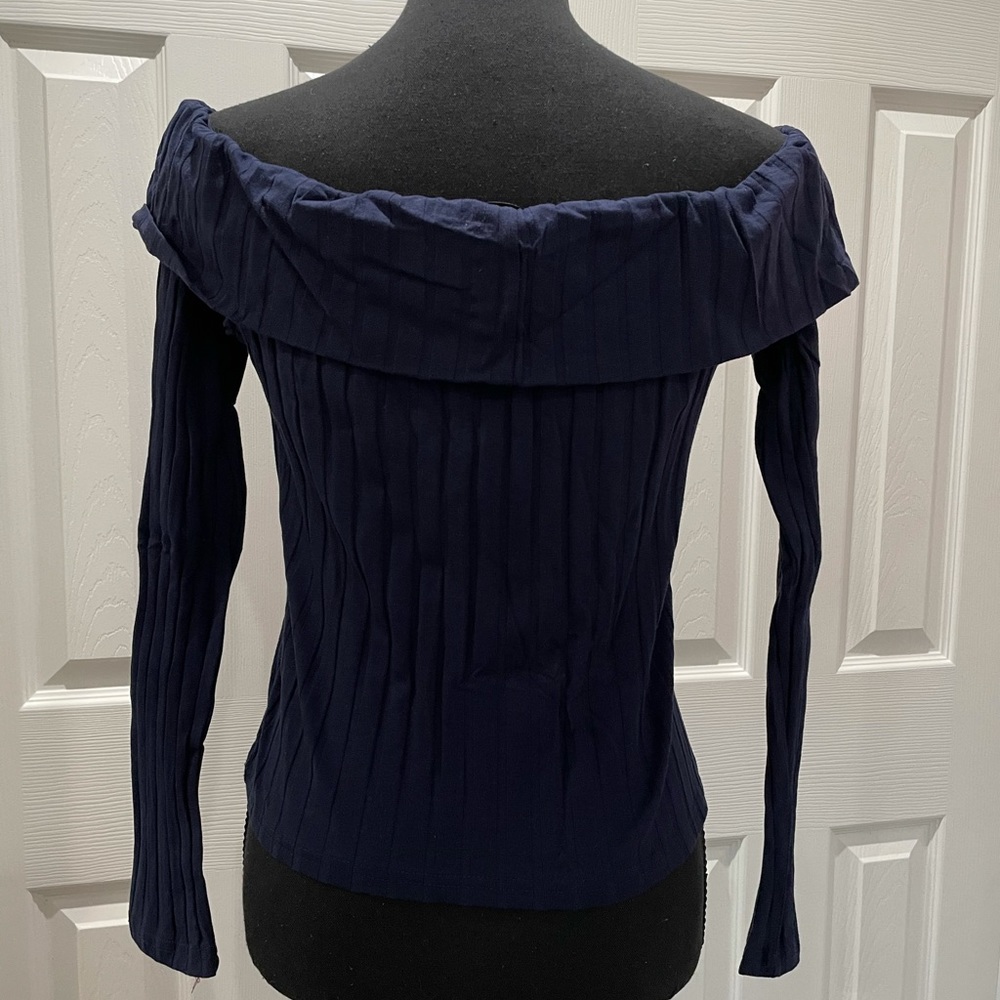 SHEIN TOP - Picture 4 of 6